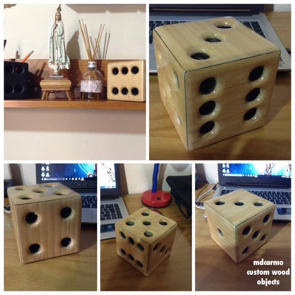 Dados para canetas e enfeite