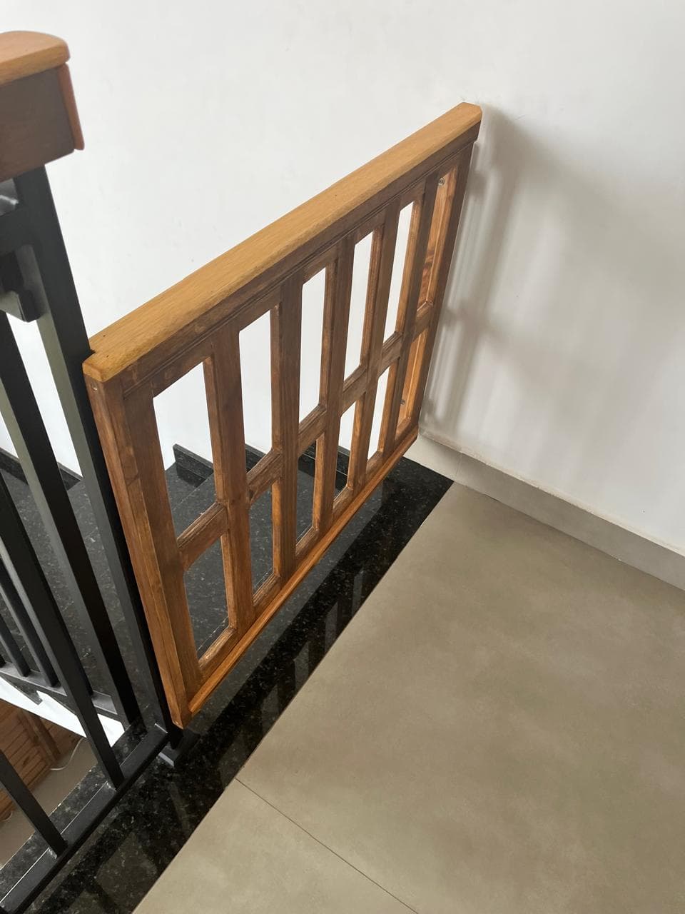 Portão para segurar seu cachorro.