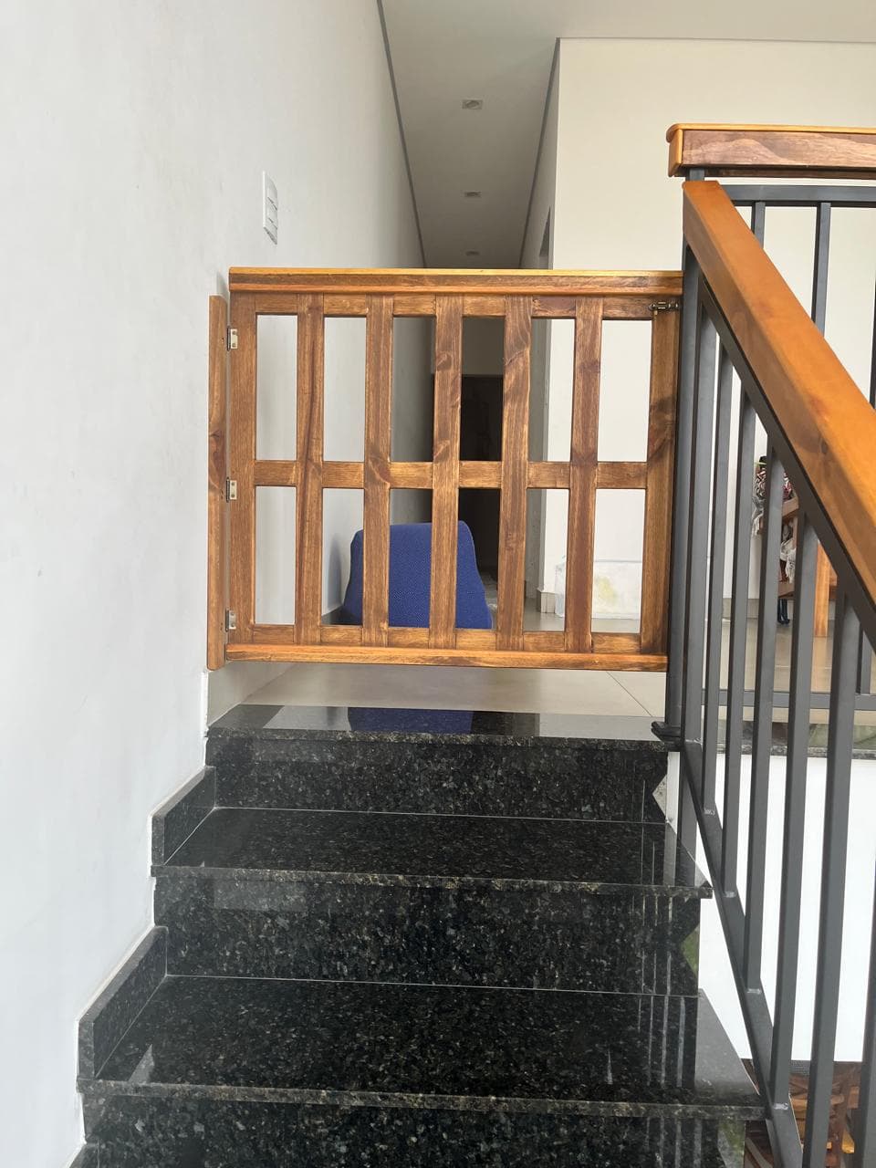 Portão para segurar seu cachorro. - Imagem 4